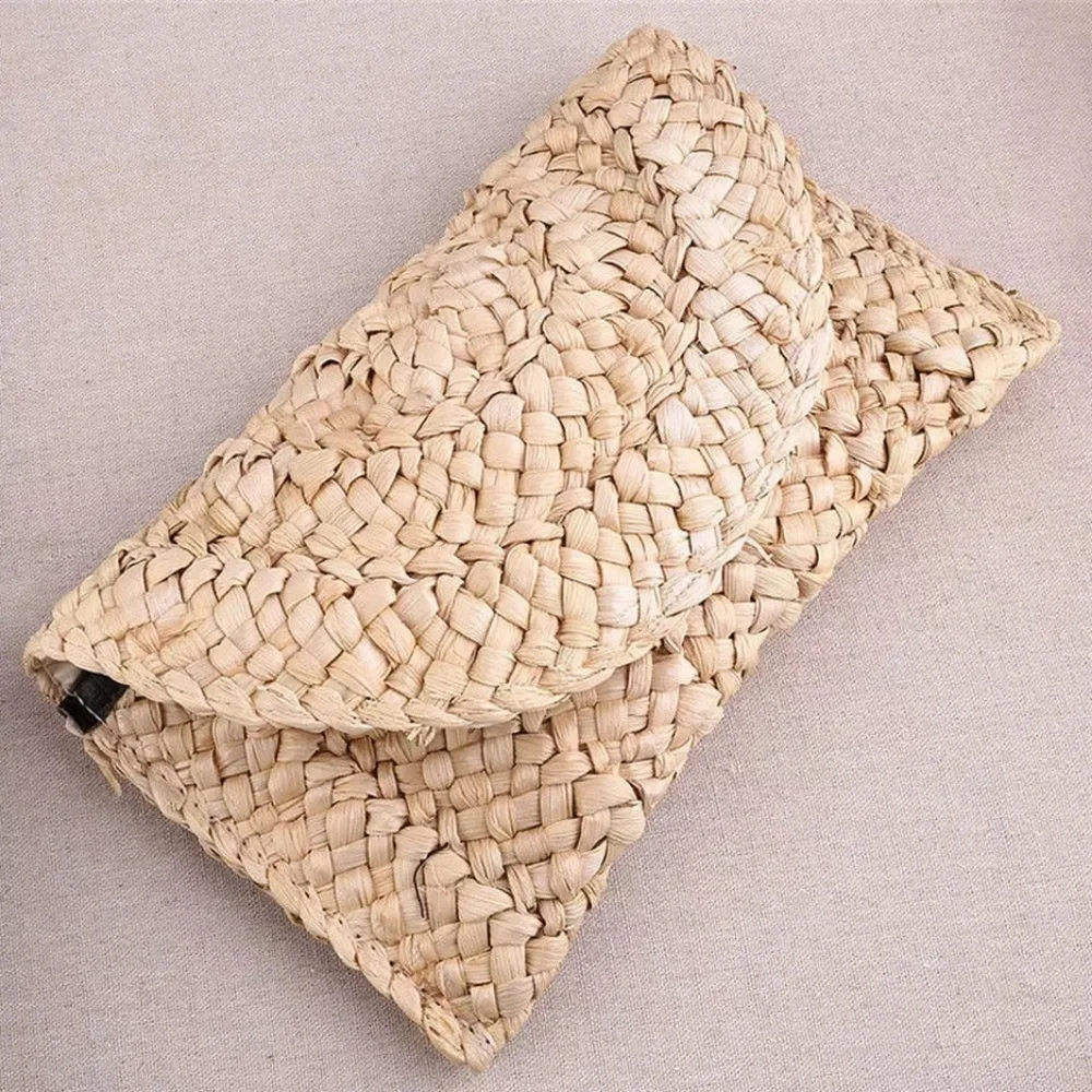 Natural Woven Clutch Ratan - Picture 1 of 6